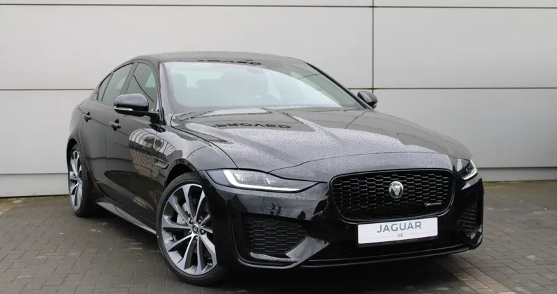 samochody osobowe Jaguar XE cena 259900 przebieg: 4000, rok produkcji 2024 z Lwówek Śląski